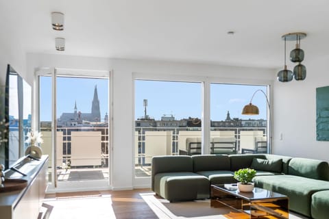 View (from property/room), Balcony/Terrace, Living room, Seating area