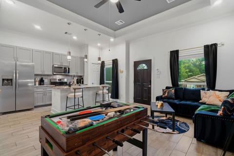 Kitchen or kitchenette, Living room, Dining area, dishwasher, oven, stove