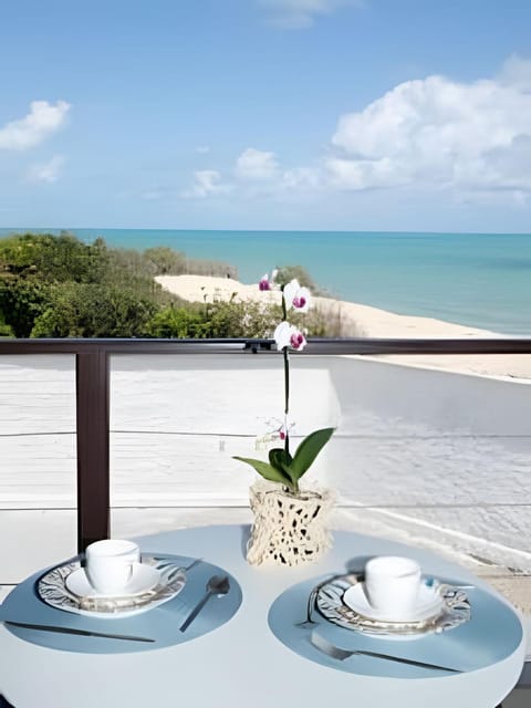 Natural landscape, Coffee/tea facilities, View (from property/room), Balcony/Terrace, Balcony/Terrace, Dining area, Sea view