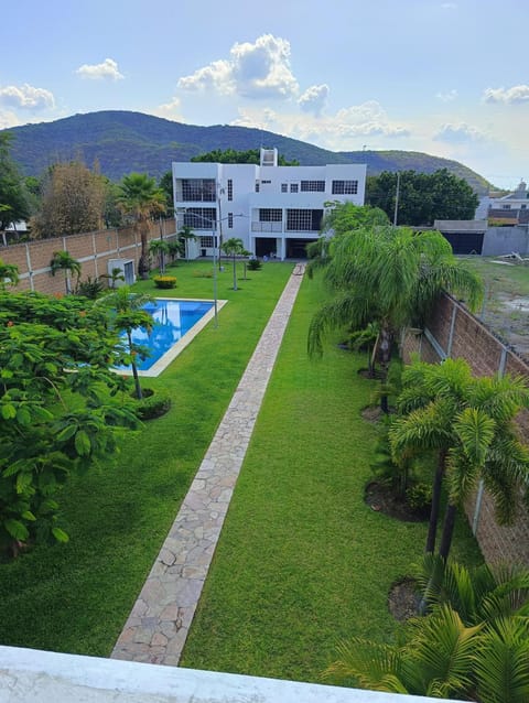 Property building, Natural landscape, Garden, Garden, Garden view, Mountain view, Pool view, Swimming pool, Swimming pool