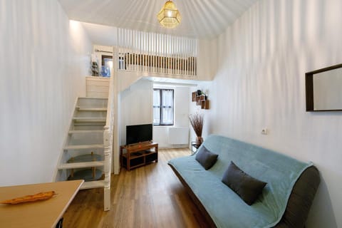 Property building, Living room