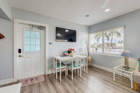 Aloha Beach Holiday Hotel in Pompano Beach