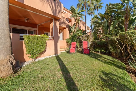 49 Comfortable 2-Bedroom Garden Apartment Close to Apartment in Estepona