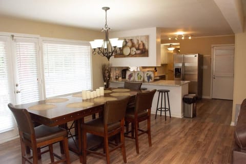 Family Escape • Deck Seating + Comfy Lounge House in Mableton