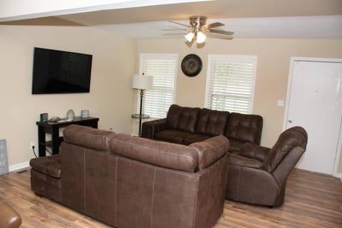 Family Escape • Deck Seating + Comfy Lounge House in Mableton