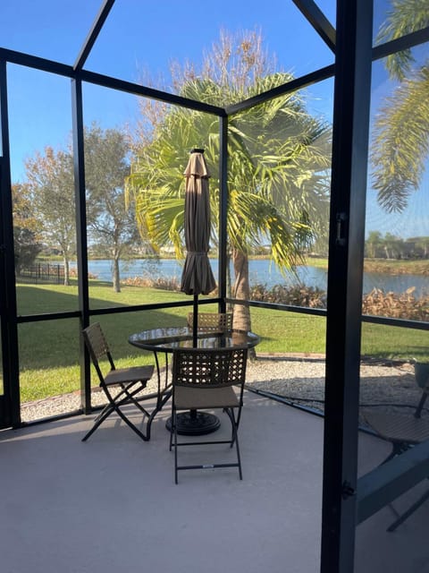 Loft à louer Apartment in Ruskin