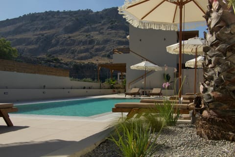 Patio, Day, Natural landscape, Mountain view, Pool view, Swimming pool, sunbed