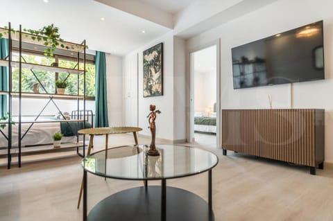 Apartment Steps from Beach & Marina REMS Apartment in Torremolinos