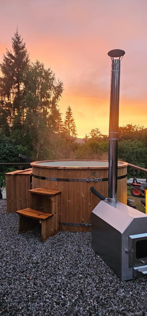 Hot Tub, Sunrise
