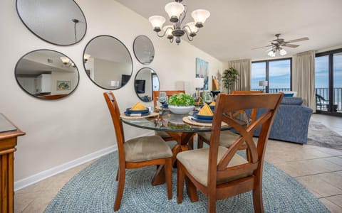 Phoenix X 307 Apartment in Ono Island