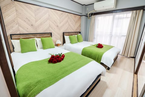 Bed, Photo of the whole room, Bedroom, air conditioner