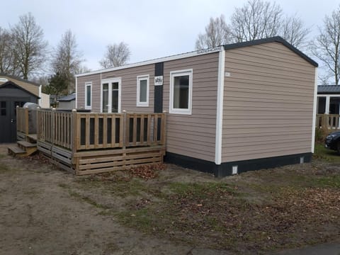 Property building, Day