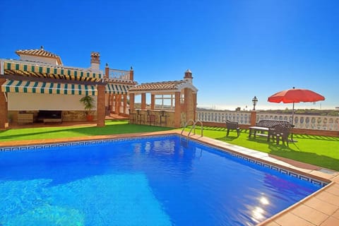 Property building, Patio, Day, Swimming pool