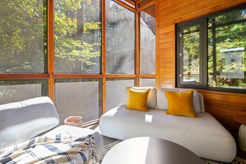 Glass Grove House in Druid Hills