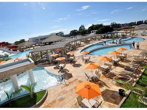 Restaurant/places to eat, Day, Pool view