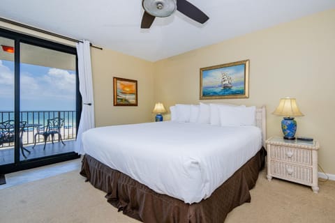 Phoenix X 406 Apartment in Ono Island