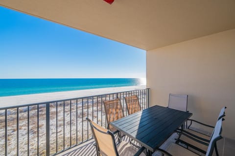 Phoenix X 504 Apartment in Ono Island