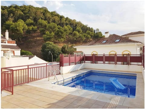 Natural landscape, Mountain view, Swimming pool