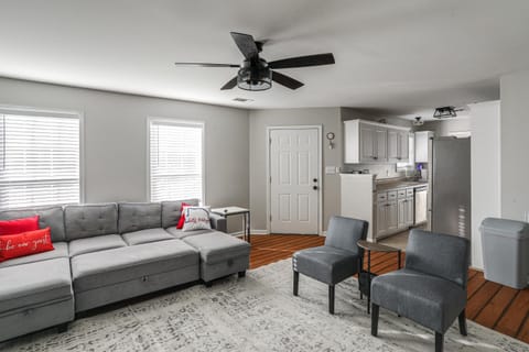 Work, Play and Visit Ole Miss! Cozy Escape Near Town House in Oxford