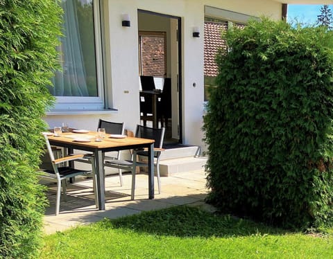 Garden, Balcony/Terrace