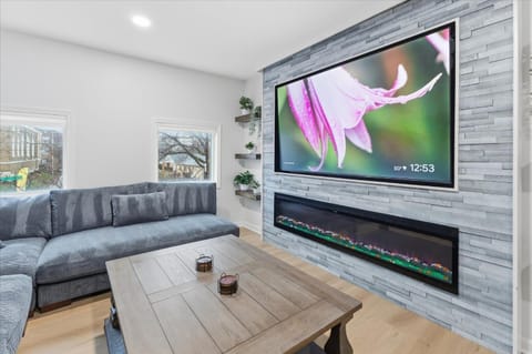 100 Percent Remodel in the heart of Downtown House in Indianapolis