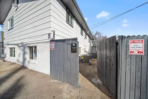 Near Downtow 3Bed 2 Bath in Denver Explore Colorado Apartment in Westminster