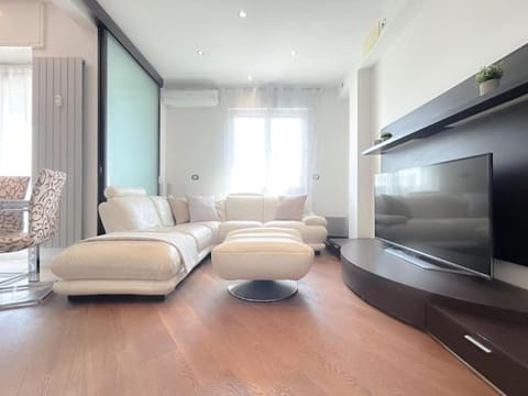 Elegante appartamento - Aeroporto - Porto - WiFi - Casa Gelsomino Apartment in Genoa