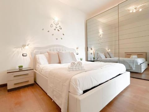 Elegante appartamento - Aeroporto - Porto - WiFi - Casa Gelsomino Apartment in Genoa