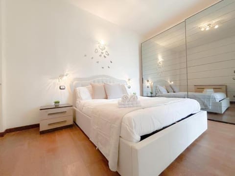 Elegante appartamento - Aeroporto - Porto - WiFi - Casa Gelsomino Apartment in Genoa