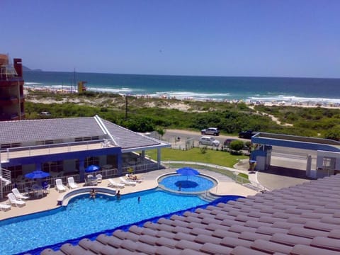 Day, View (from property/room), Balcony/Terrace, Beach, Evening entertainment, Pool view, Parking, sunbed