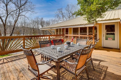 Rockaway Beach Home with Attached Dock Slip Included House in Rockaway Beach