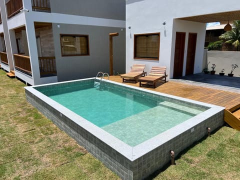 Swimming pool, Swimming pool