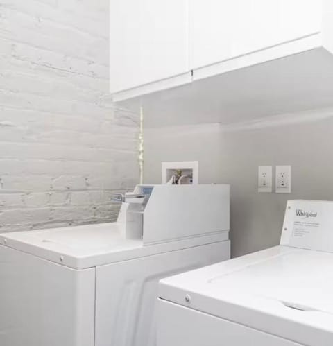 Brand new listing Aimi Luxury Retreat Apartment in Dayton