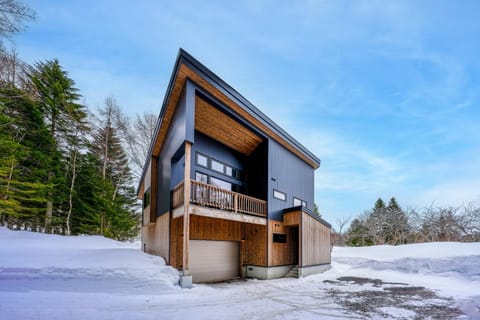 Property building, Day, Natural landscape, Winter