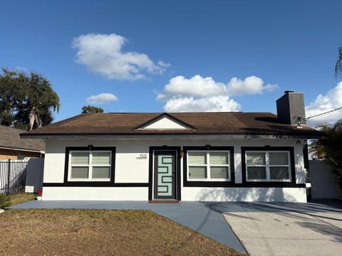 Lilah's House House in Egypt Lake-Leto