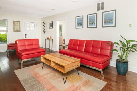 American Bungalow near IU Stadiums and Downtown Bloomington House in Bloomington