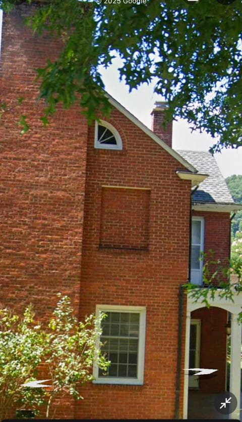 James demonic Villa in West Virginia