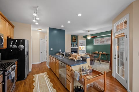 Bohemian 4BR CWE Villa•Game Room•Patio•Backyard House in Saint Louis