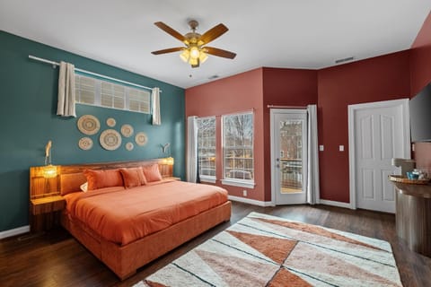 Bohemian 4BR CWE Villa•Game Room•Patio•Backyard House in Saint Louis