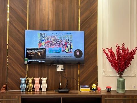 Communal lounge/ TV room, TV and multimedia