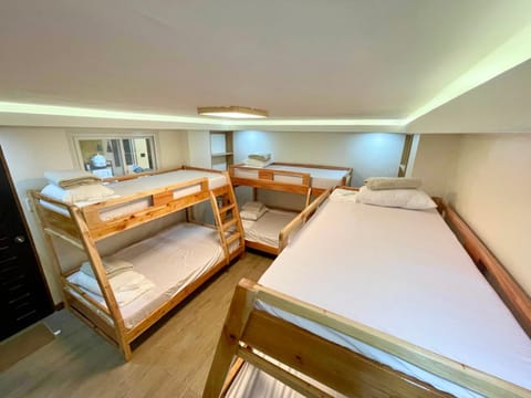 bunk bed