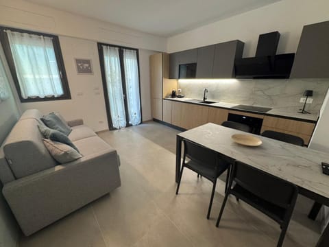 Palms Beach Pesaro Residence Apartment hotel in Pesaro