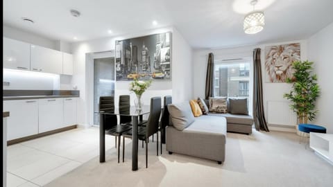 TV and multimedia, Kitchen or kitchenette, Living room, Seating area, Dining area, pet friendly