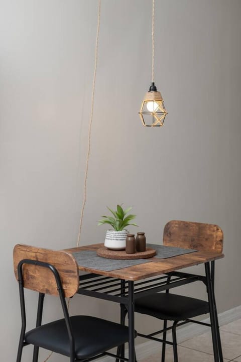 Chic Studio Near Downtown & Theme Parks Apartment in Azalea Park