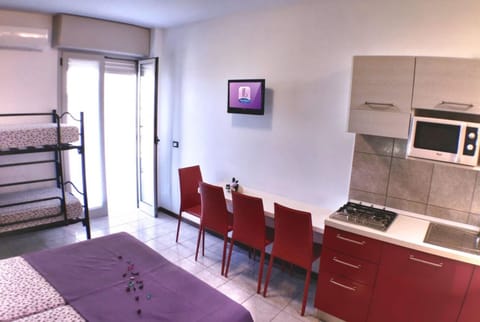 Dining area, microwave, kitchen