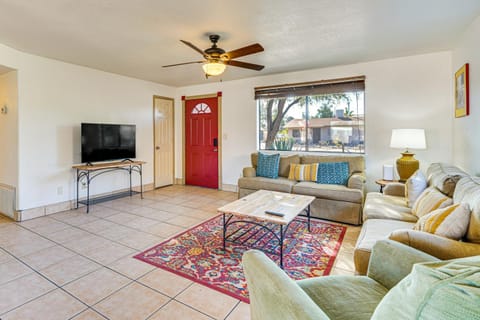 Pet-Friendly Yard! Family Home 6 Mi to Dtwn Tucson House in Tucson