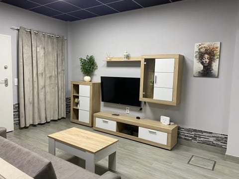 TV and multimedia, Seating area