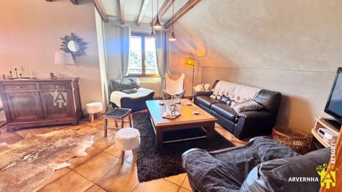 Chalet Alpaga Chalet in Besse-et-Saint-Anastaise