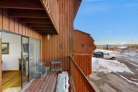 Next To Nature Apartment in Grand Lake