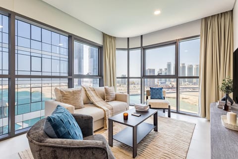 2 BDR Designer's Dream - 5 min from ADGM, Galleria and Cleveland Apartment in Abu Dhabi